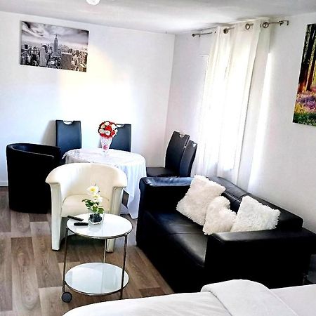 Gemuetliches Loft 150 M Von Slk Klinikum Boeckingen Lejlighed Heilbronn Eksteriør billede