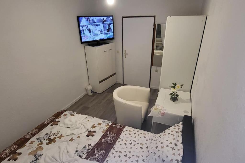 Gemuetliches Loft 150 M Von Slk Klinikum Boeckingen Lejlighed Heilbronn Eksteriør billede